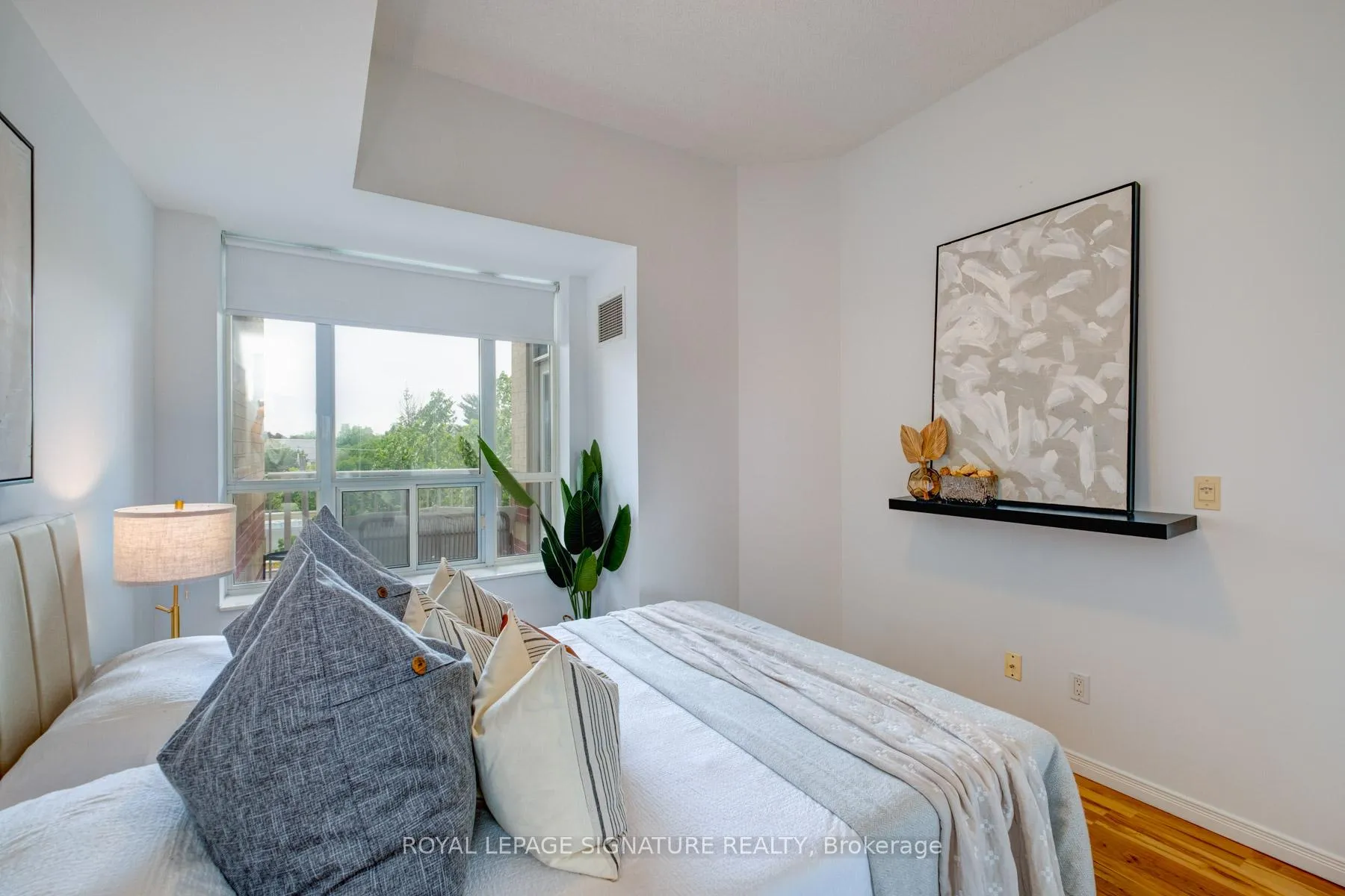 Photo 12 of Unit 511, 481 Rosewell Avenue, Toronto, Lawrence Park South — HOMEH