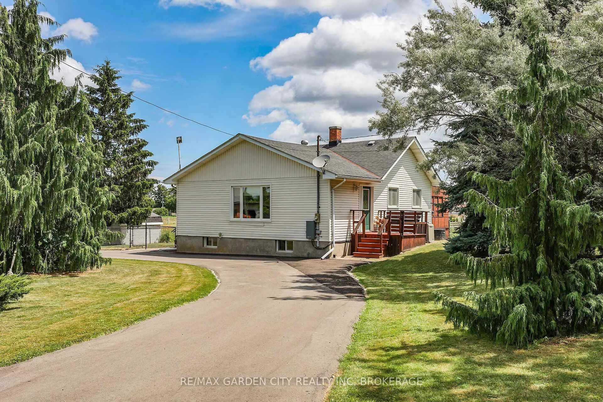 Photo 15 of 1951 King Street, Lincoln, Lincoln-Jordan/Vineland — HOMEH