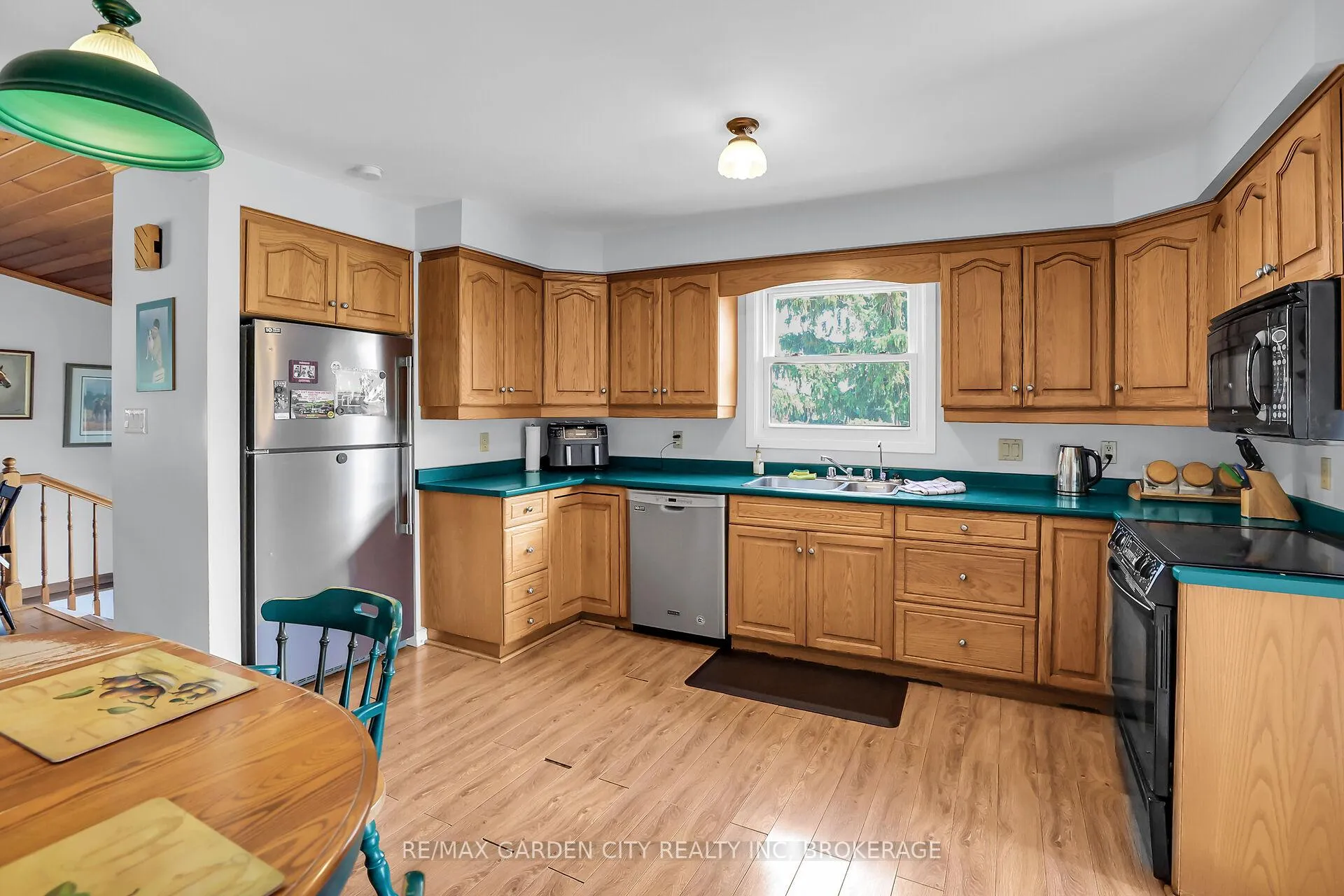 Photo 21 of 1951 King Street, Lincoln, Lincoln-Jordan/Vineland — HOMEH
