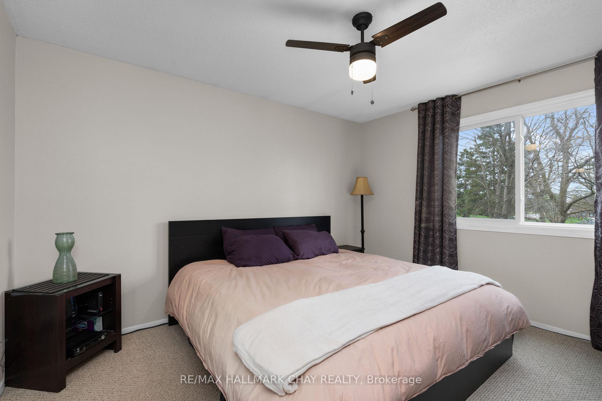 Photo 15 of 53 Heather Street, Barrie, Sunnidale — HOMEH