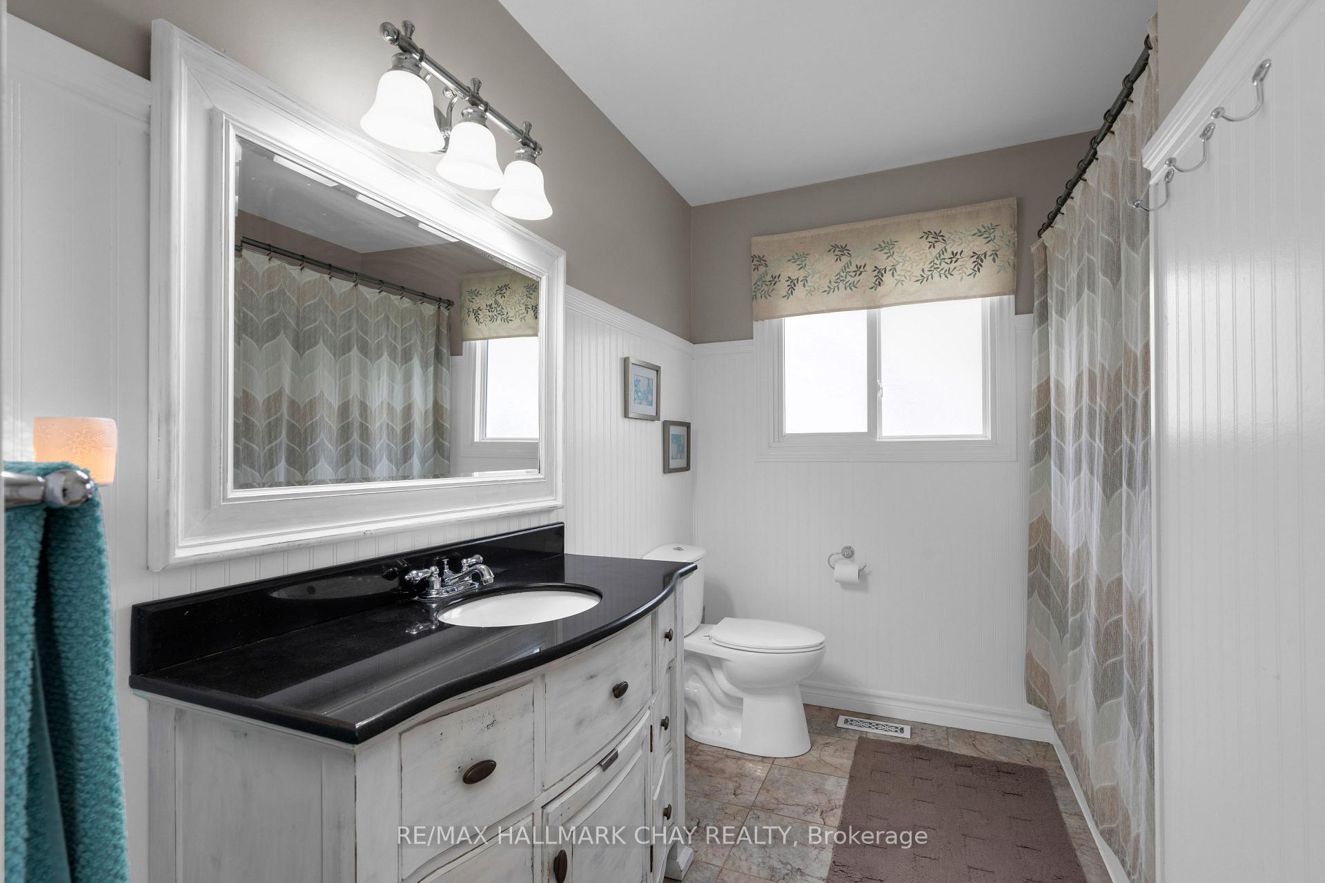 Photo 19 of 53 Heather Street, Barrie, Sunnidale — HOMEH