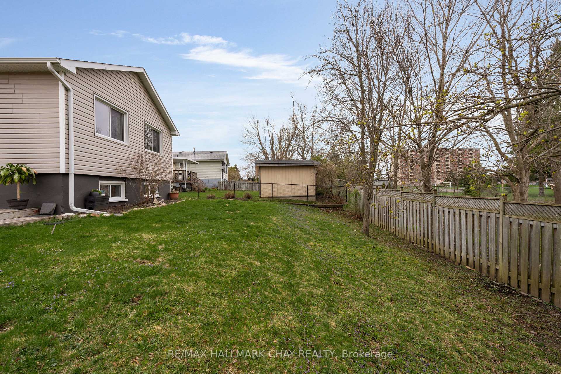 Photo 28 of 53 Heather Street, Barrie, Sunnidale — HOMEH