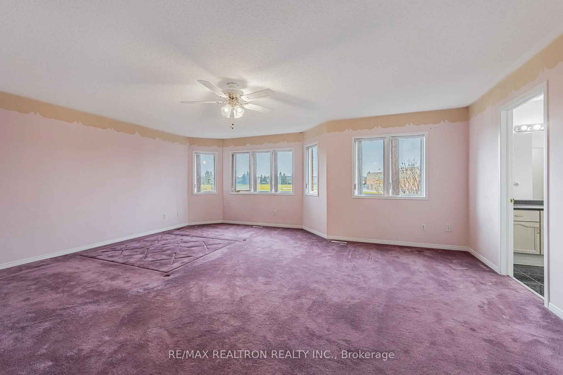 Photo 14 of 15 Snow Leopard Court, Brampton, Sandringham-Wellington — HOMEH