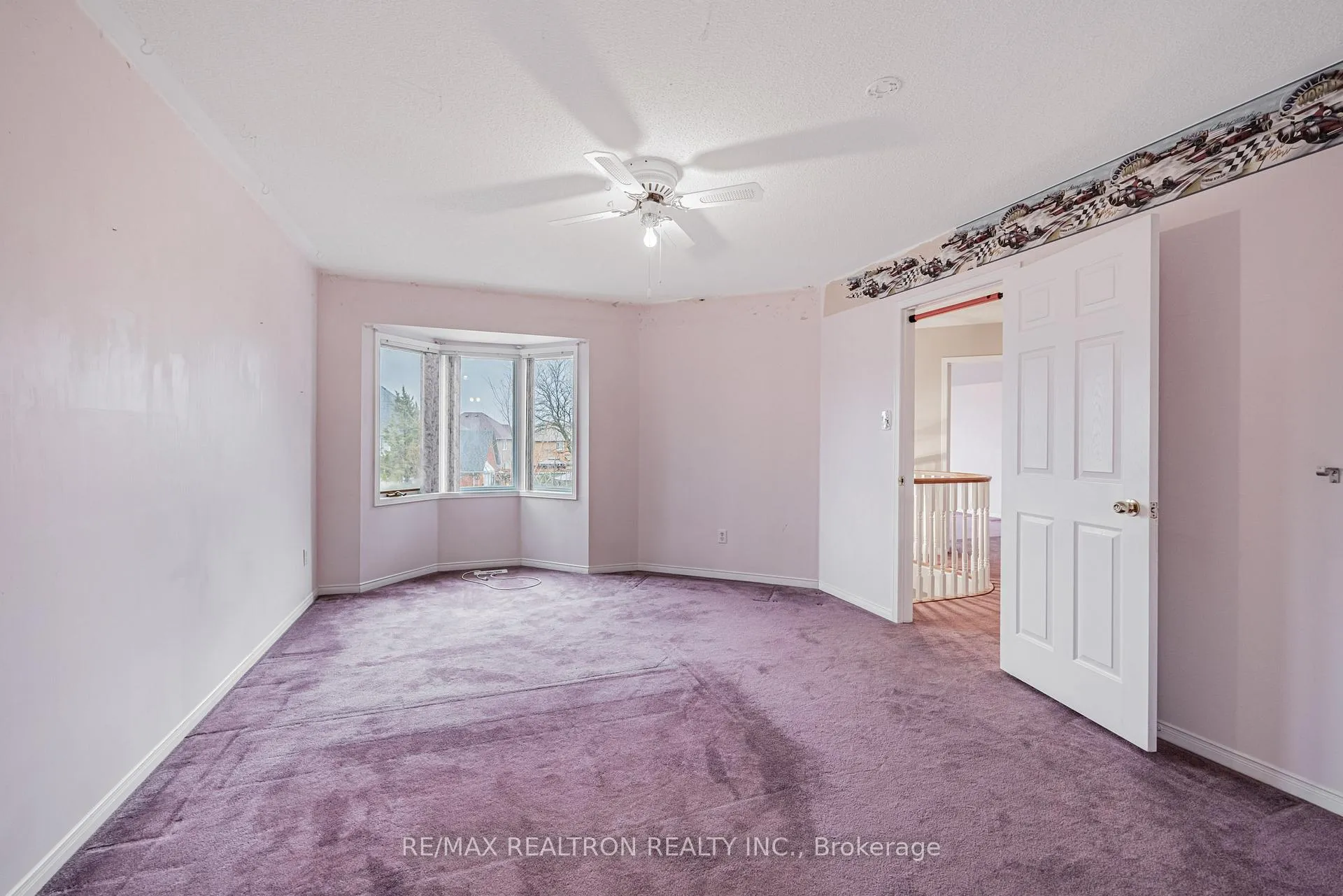 Photo 24 of 15 Snow Leopard Court, Brampton, Sandringham-Wellington — HOMEH