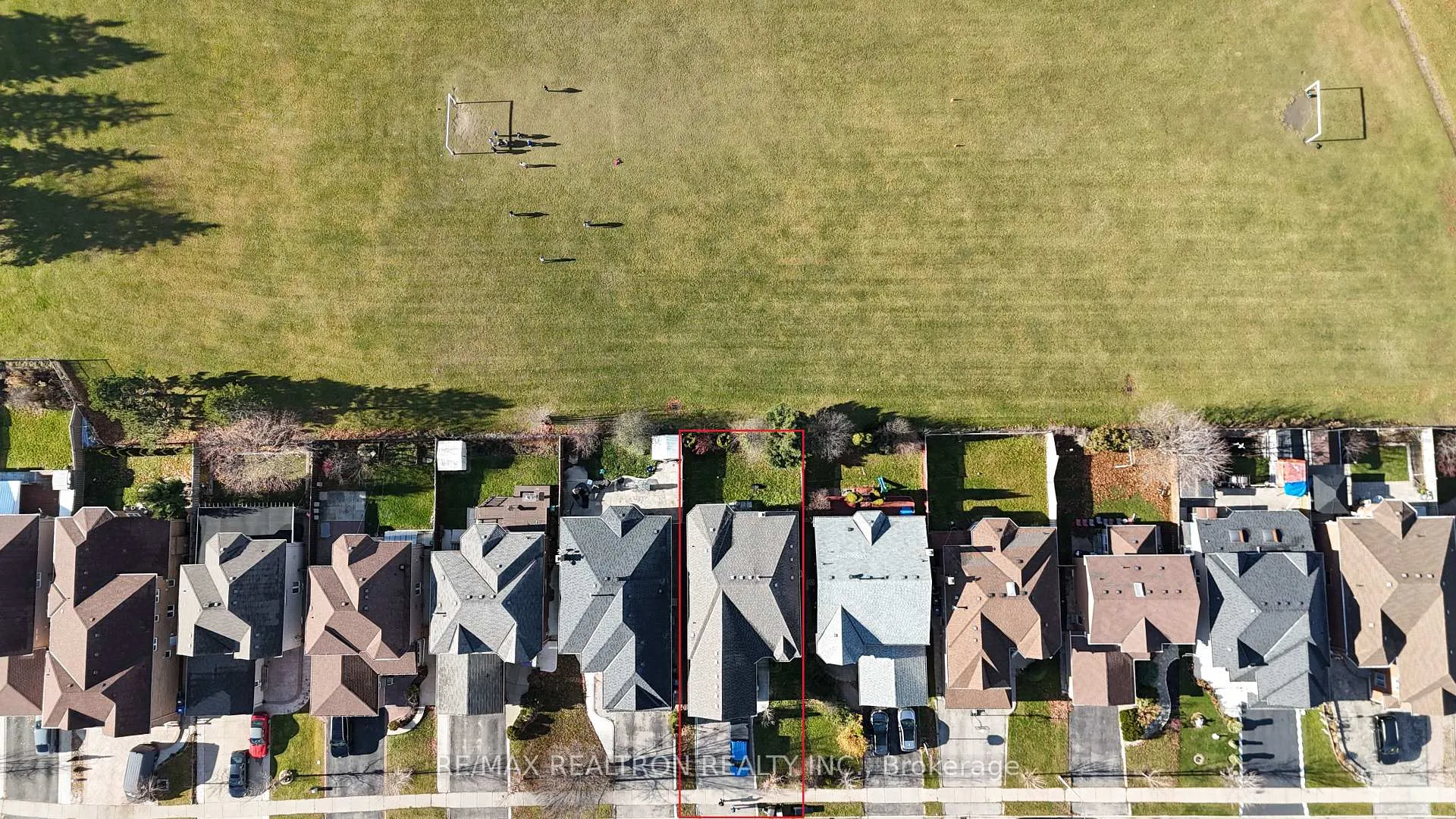 Photo 33 of 15 Snow Leopard Court, Brampton, Sandringham-Wellington — HOMEH