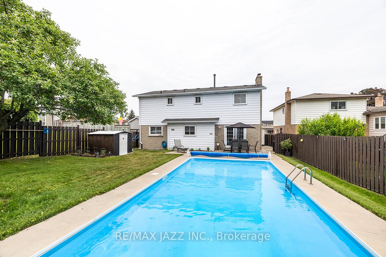 Photo 31 of 34 Rhonda Boulevard, Clarington, Bowmanville — HOMEH