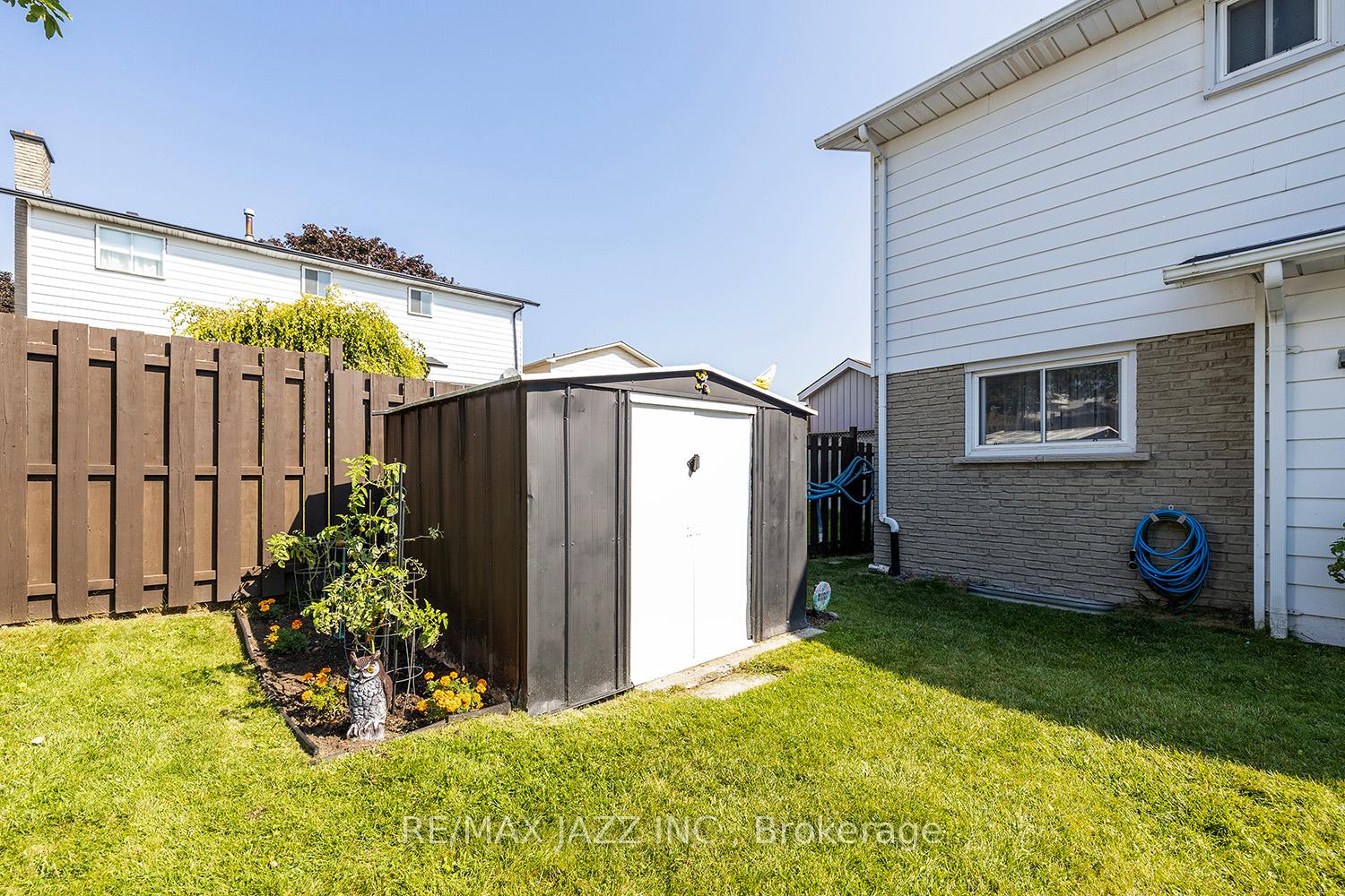 Photo 35 of 34 Rhonda Boulevard, Clarington, Bowmanville — HOMEH