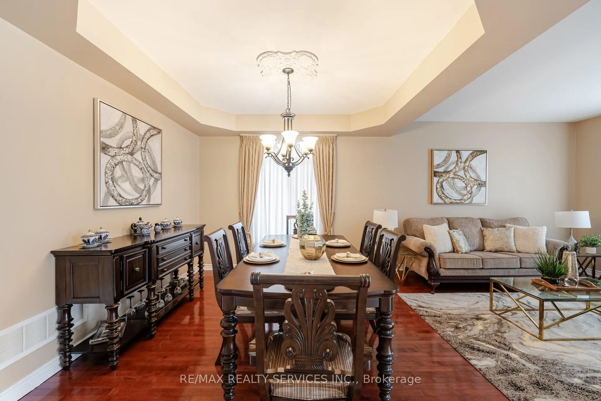 Photo 6 of 17 Regis Circle, Brampton, Vales of Castlemore North — HOMEH