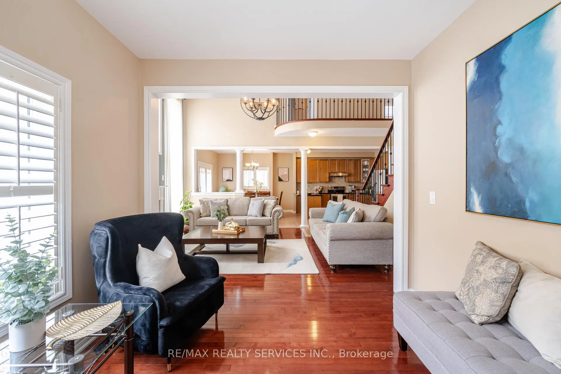 Photo 14 of 17 Regis Circle, Brampton, Vales of Castlemore North — HOMEH