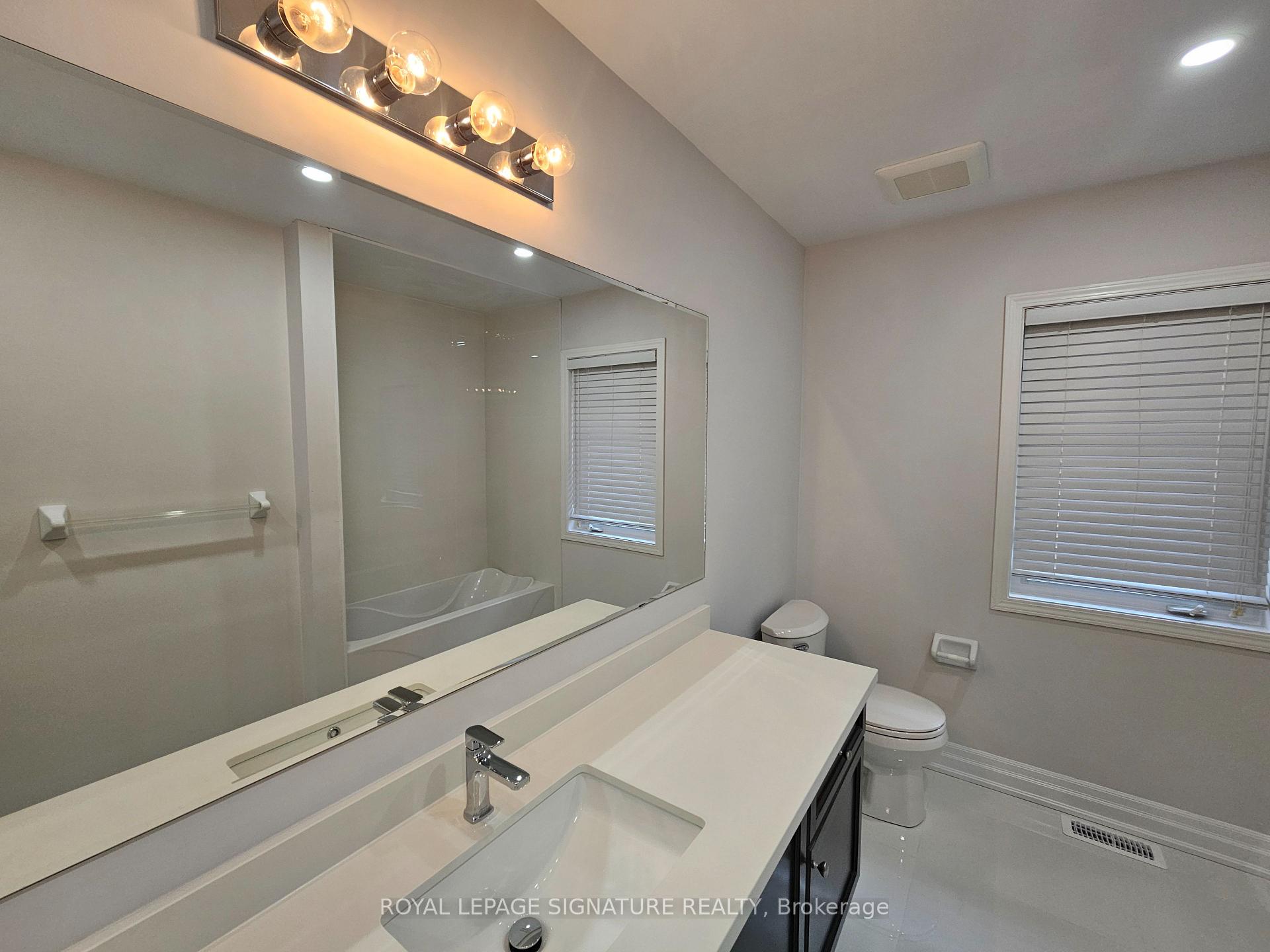 Photo 32 of 4754 DeForest Crescent, Burlington, Alton — HOMEH