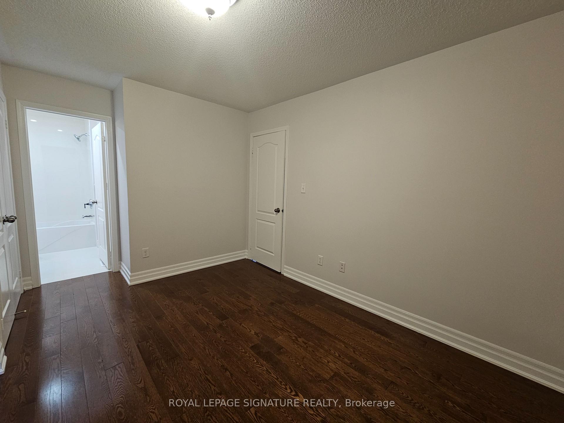Photo 38 of 4754 DeForest Crescent, Burlington, Alton — HOMEH