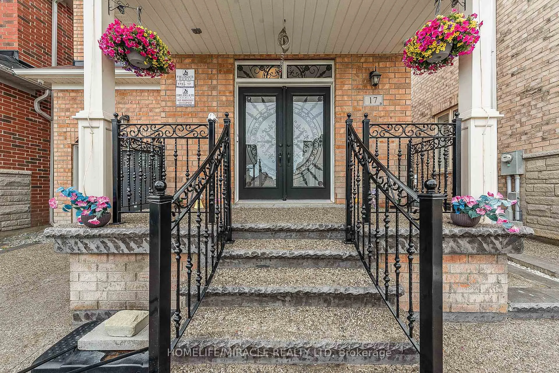 Photo 3 of 17 Bachelor Street, Brampton, Northwest Brampton — HOMEH