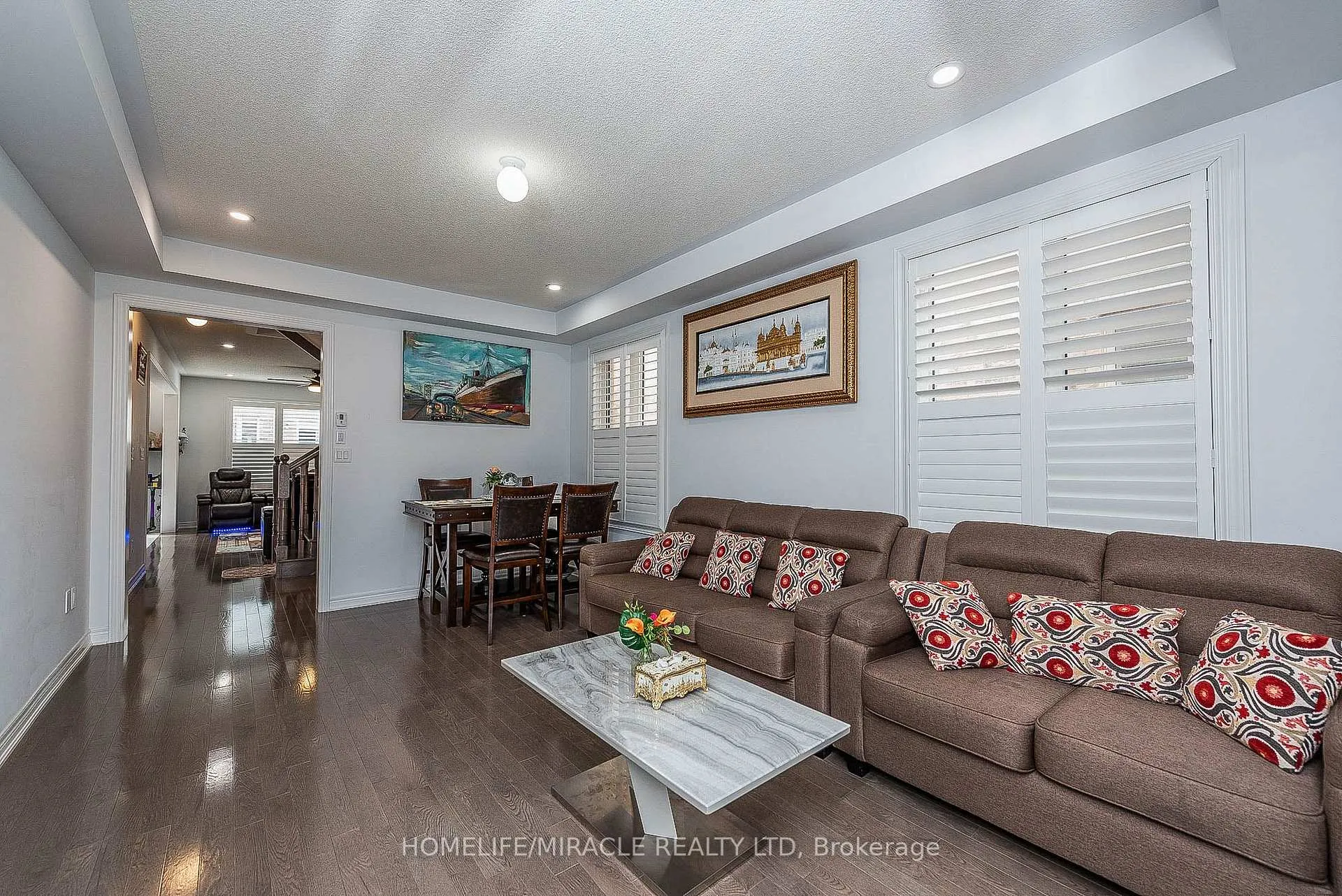 Photo 5 of 17 Bachelor Street, Brampton, Northwest Brampton — HOMEH