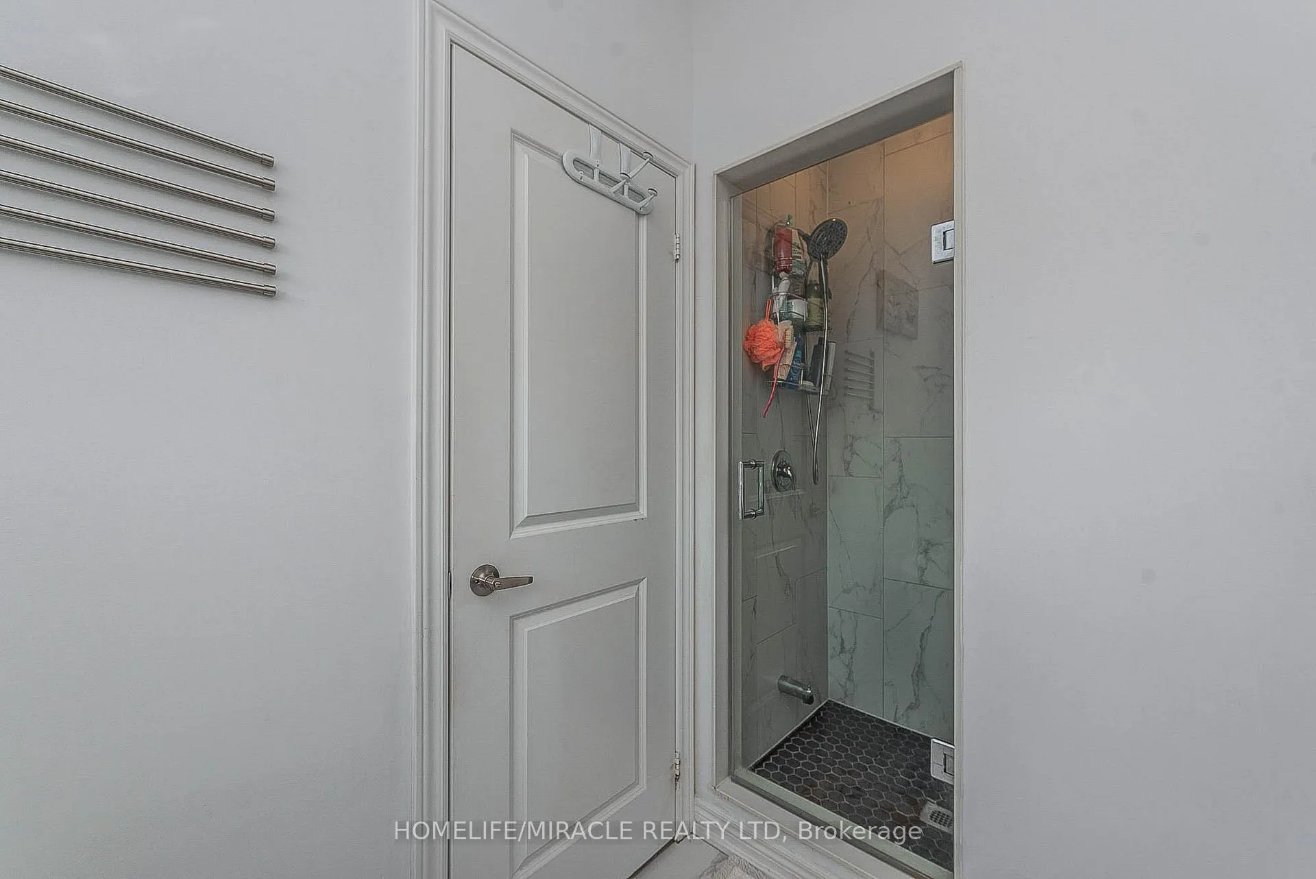Photo 26 of 17 Bachelor Street, Brampton, Northwest Brampton — HOMEH