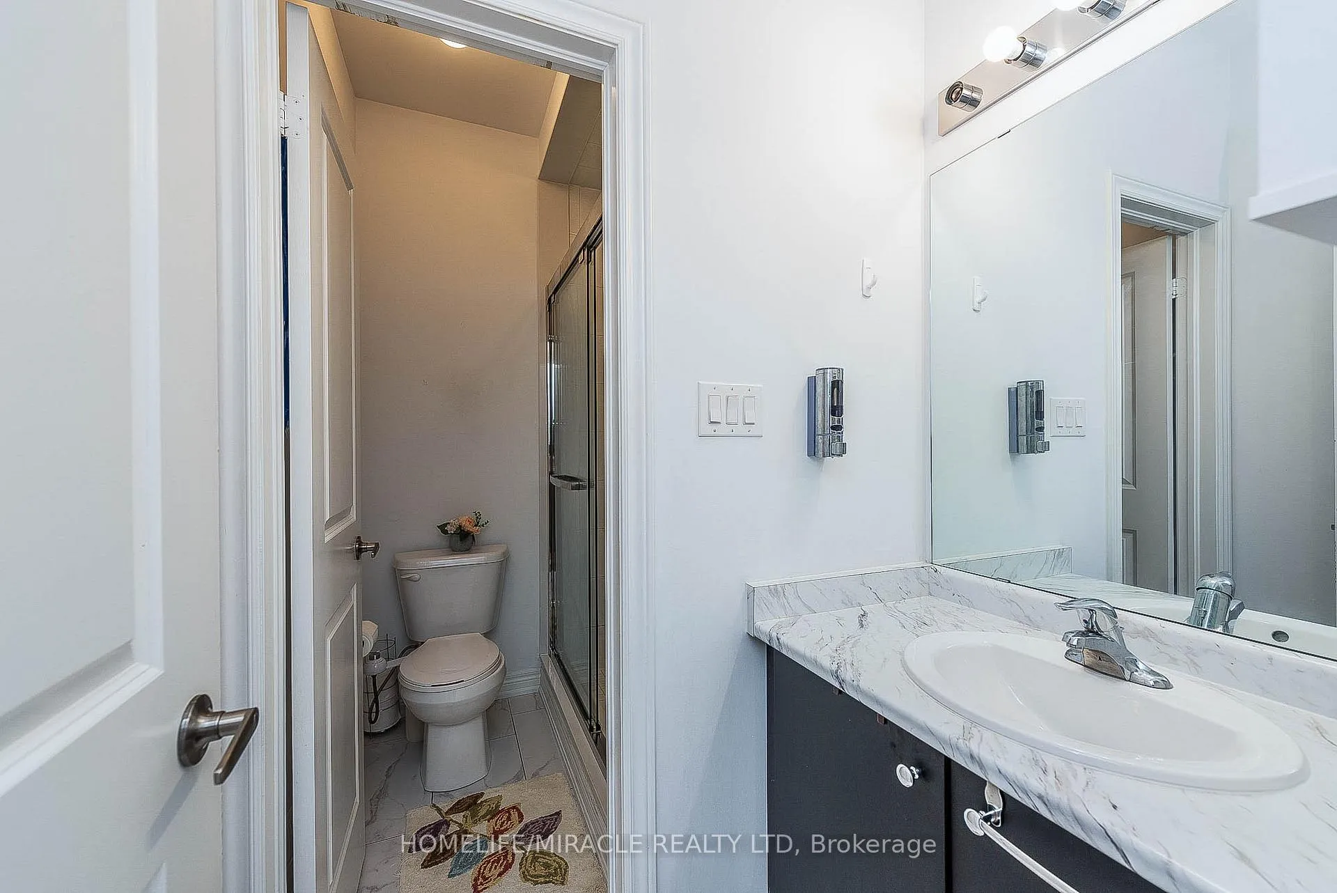 Photo 28 of 17 Bachelor Street, Brampton, Northwest Brampton — HOMEH