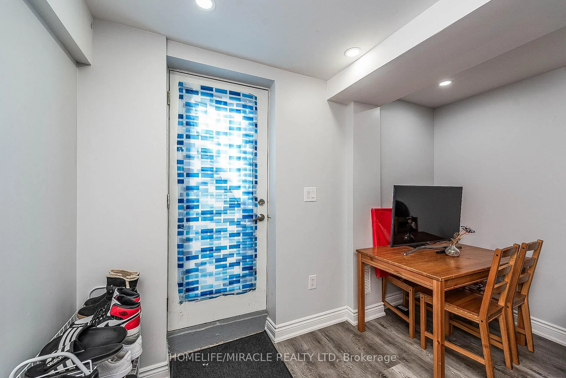 Photo 32 of 17 Bachelor Street, Brampton, Northwest Brampton — HOMEH