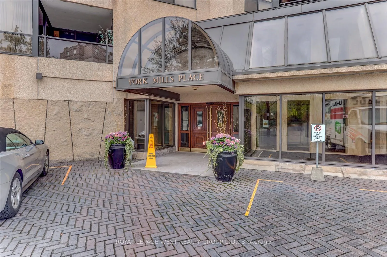 Photo 2 of Unit 909, 3900 Yonge Street, Toronto, Bedford Park-Nortown — HOMEH