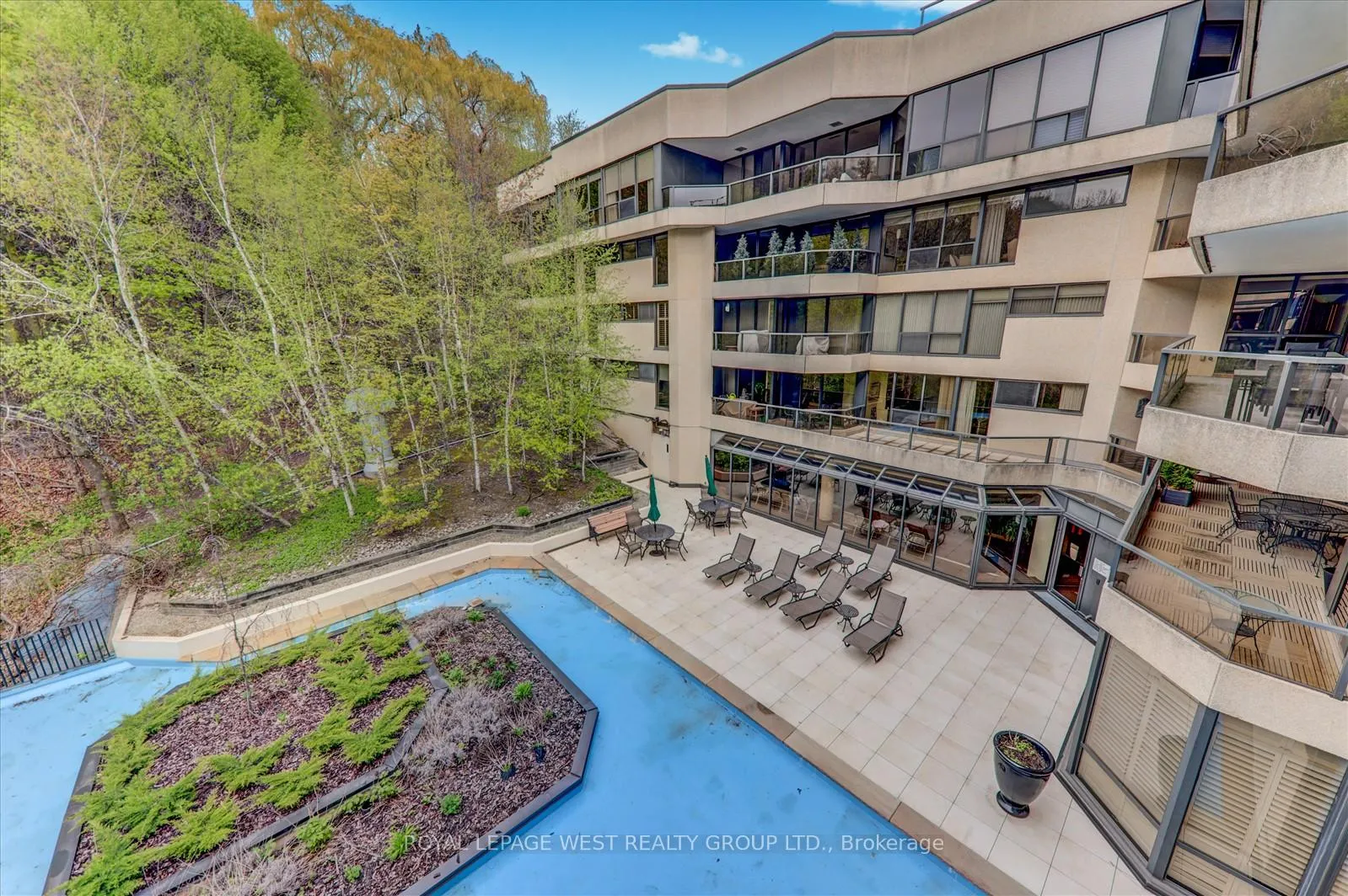 Photo 33 of Unit 909, 3900 Yonge Street, Toronto, Bedford Park-Nortown — HOMEH
