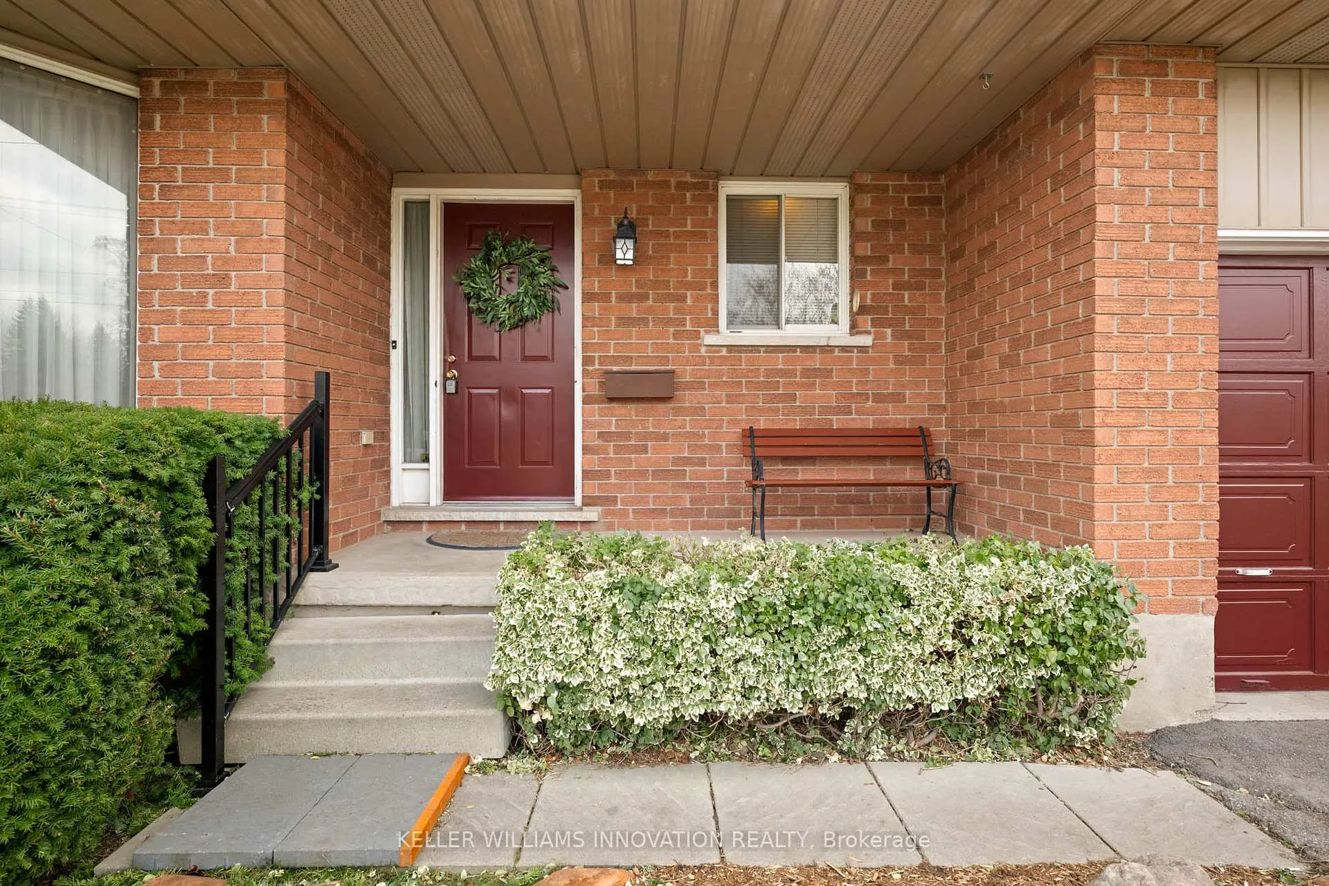 Photo 4 of 327 Conservation Drive, Waterloo — HOMEH