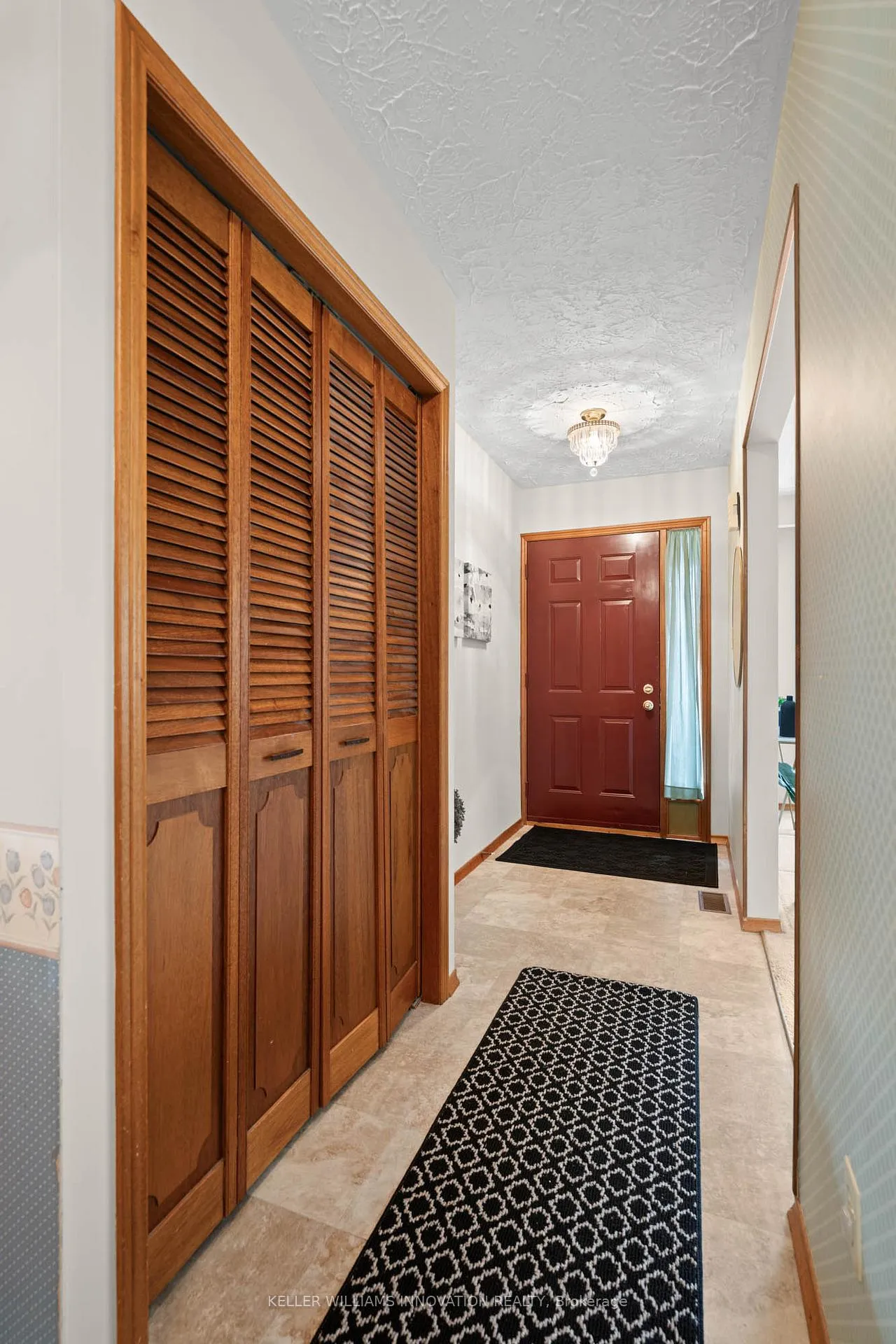 Photo 5 of 327 Conservation Drive, Waterloo — HOMEH