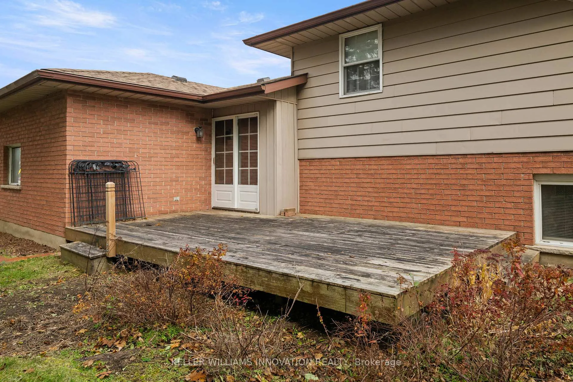 Photo 32 of 327 Conservation Drive, Waterloo — HOMEH