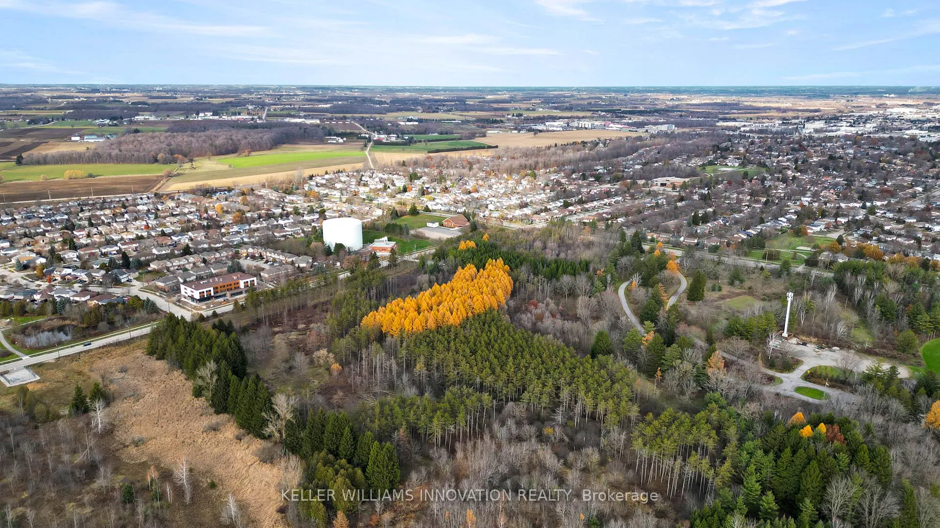 Photo 37 of 327 Conservation Drive, Waterloo — HOMEH