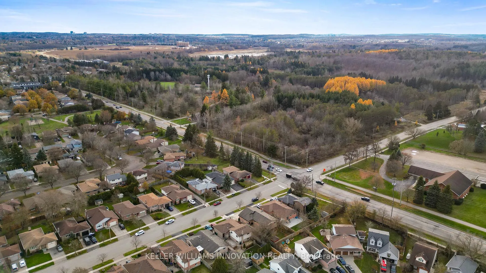 Photo 38 of 327 Conservation Drive, Waterloo — HOMEH