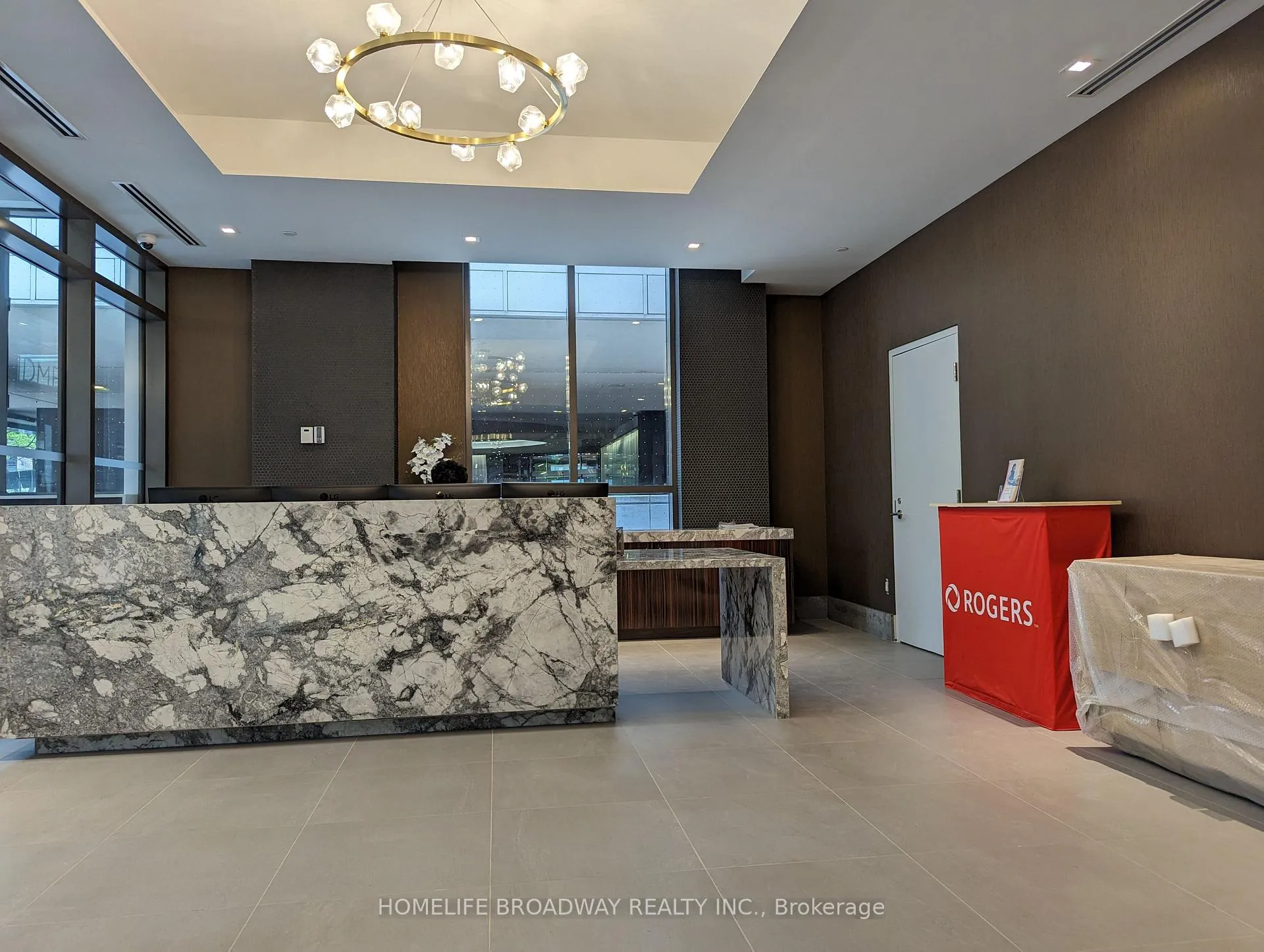 Photo 2 of Unit 1615, 8 Widmer Street, Toronto, Waterfront Communities — HOMEH