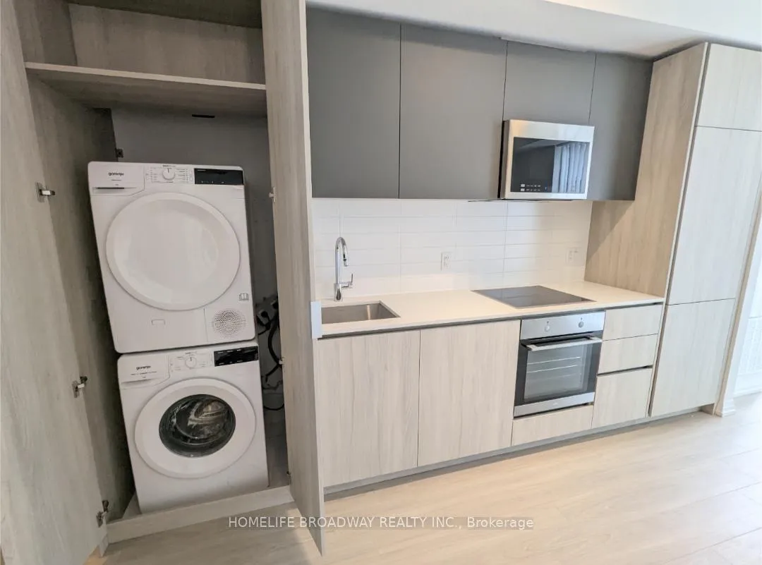Photo 7 of Unit 1615, 8 Widmer Street, Toronto, Waterfront Communities — HOMEH