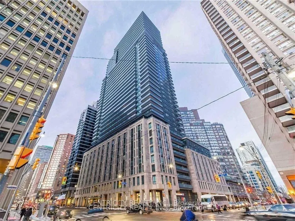 Photo 1 of Unit 401, 955 Bay Street, Toronto, Bay Street Corridor — HOMEH