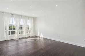 Photo 10 of 3166 Stornoway Circle E, Oakville, Bronte Creek — HOMEH