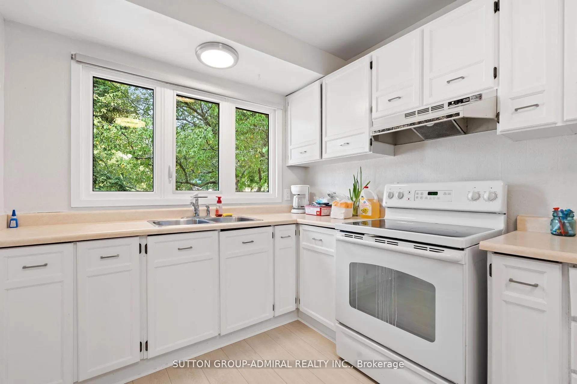 Photo 9 of 821 Bridle Path Crescent, Kingston, North of Taylor-Kidd Blvd — HOMEH