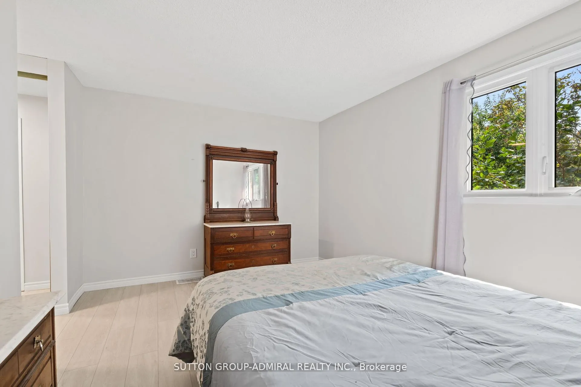Photo 13 of 821 Bridle Path Crescent, Kingston, North of Taylor-Kidd Blvd — HOMEH