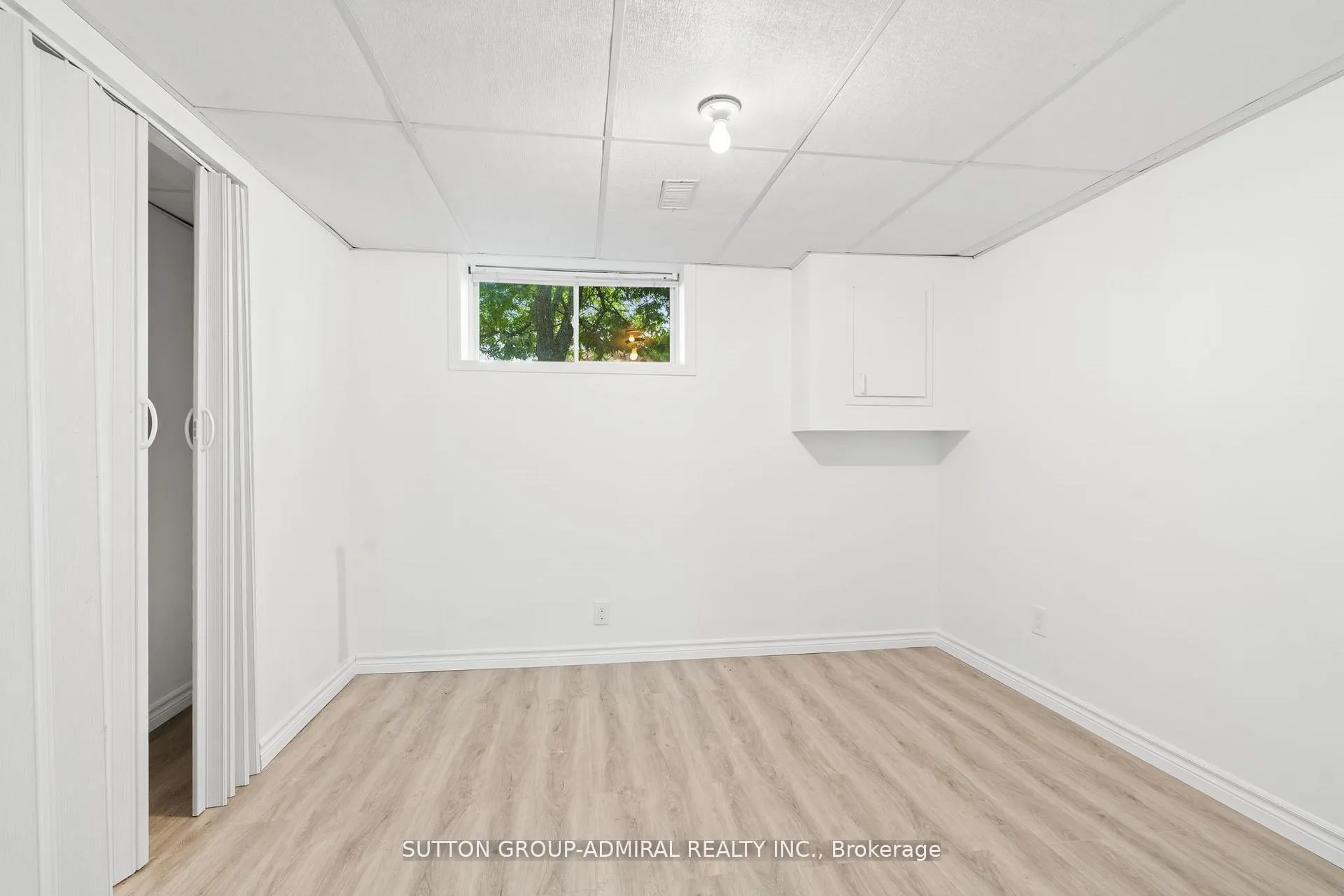 Photo 19 of 821 Bridle Path Crescent, Kingston, North of Taylor-Kidd Blvd — HOMEH