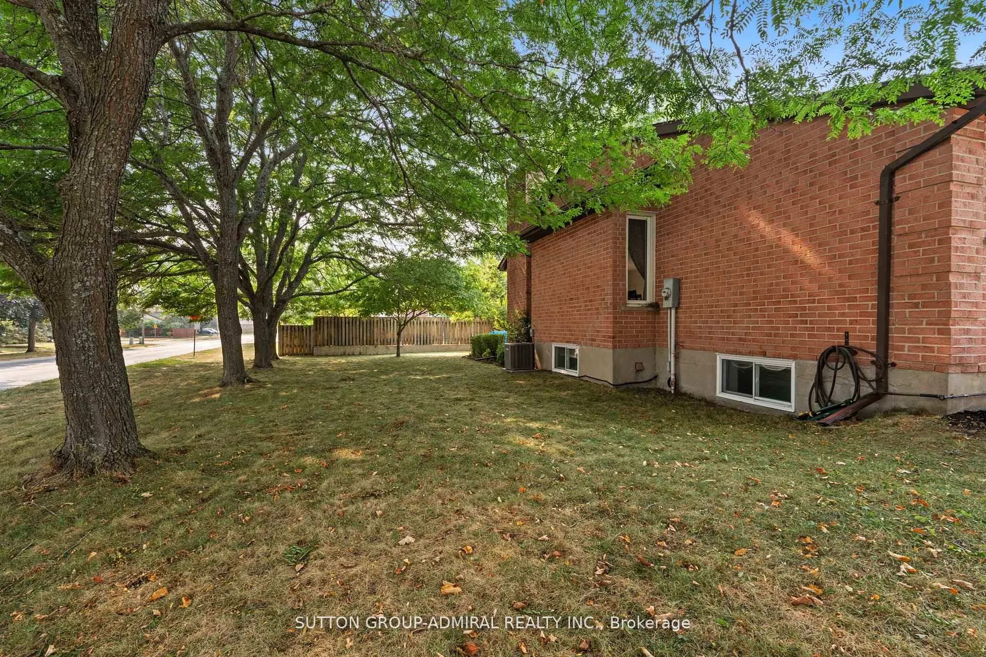 Photo 22 of 821 Bridle Path Crescent, Kingston, North of Taylor-Kidd Blvd — HOMEH