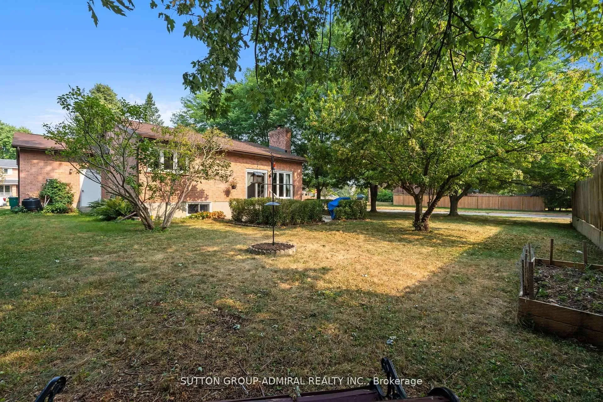 Photo 24 of 821 Bridle Path Crescent, Kingston, North of Taylor-Kidd Blvd — HOMEH