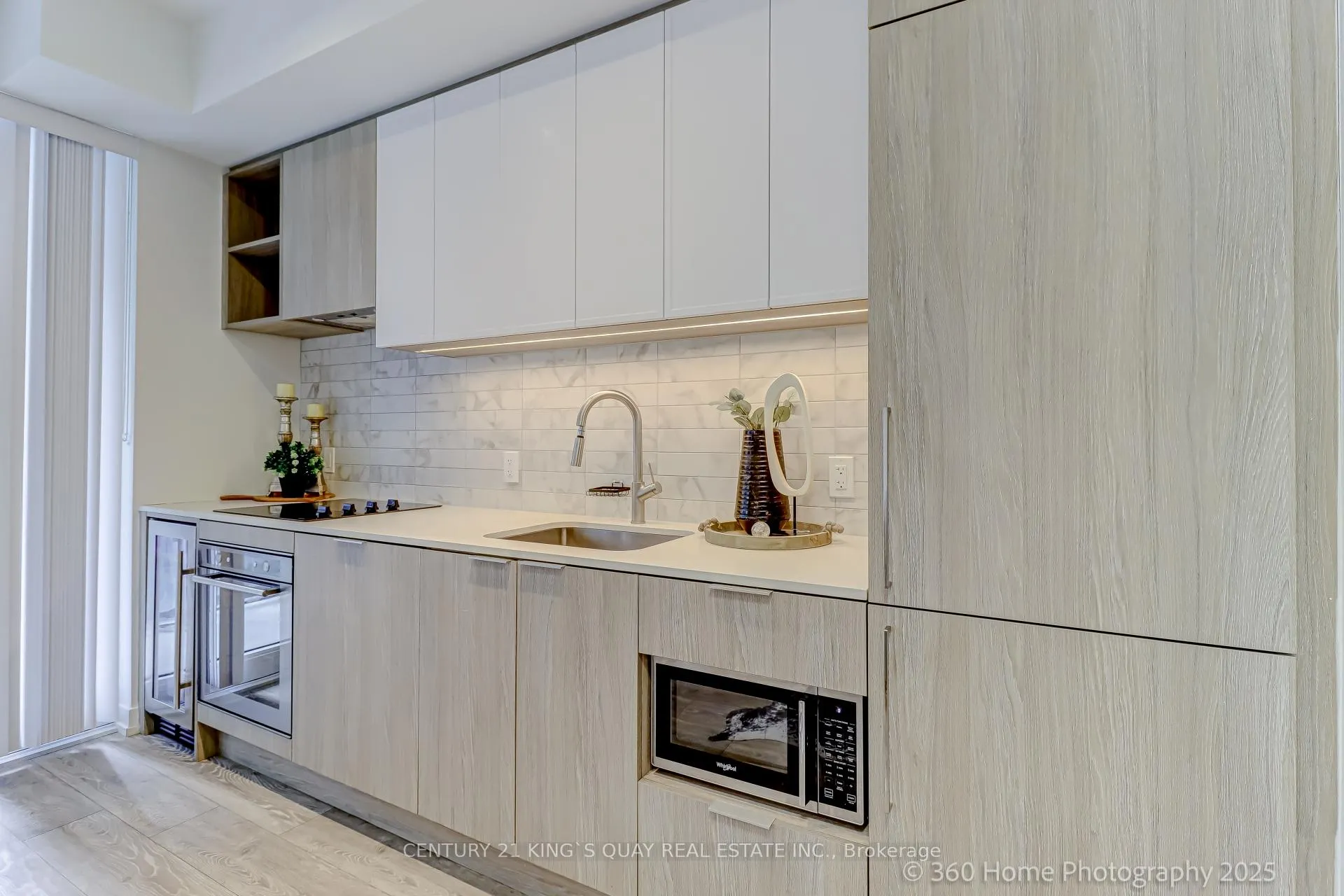 Photo 3 of Unit 601, 2020 Bathurst Street, Toronto, Humewood-Cedarvale — HOMEH