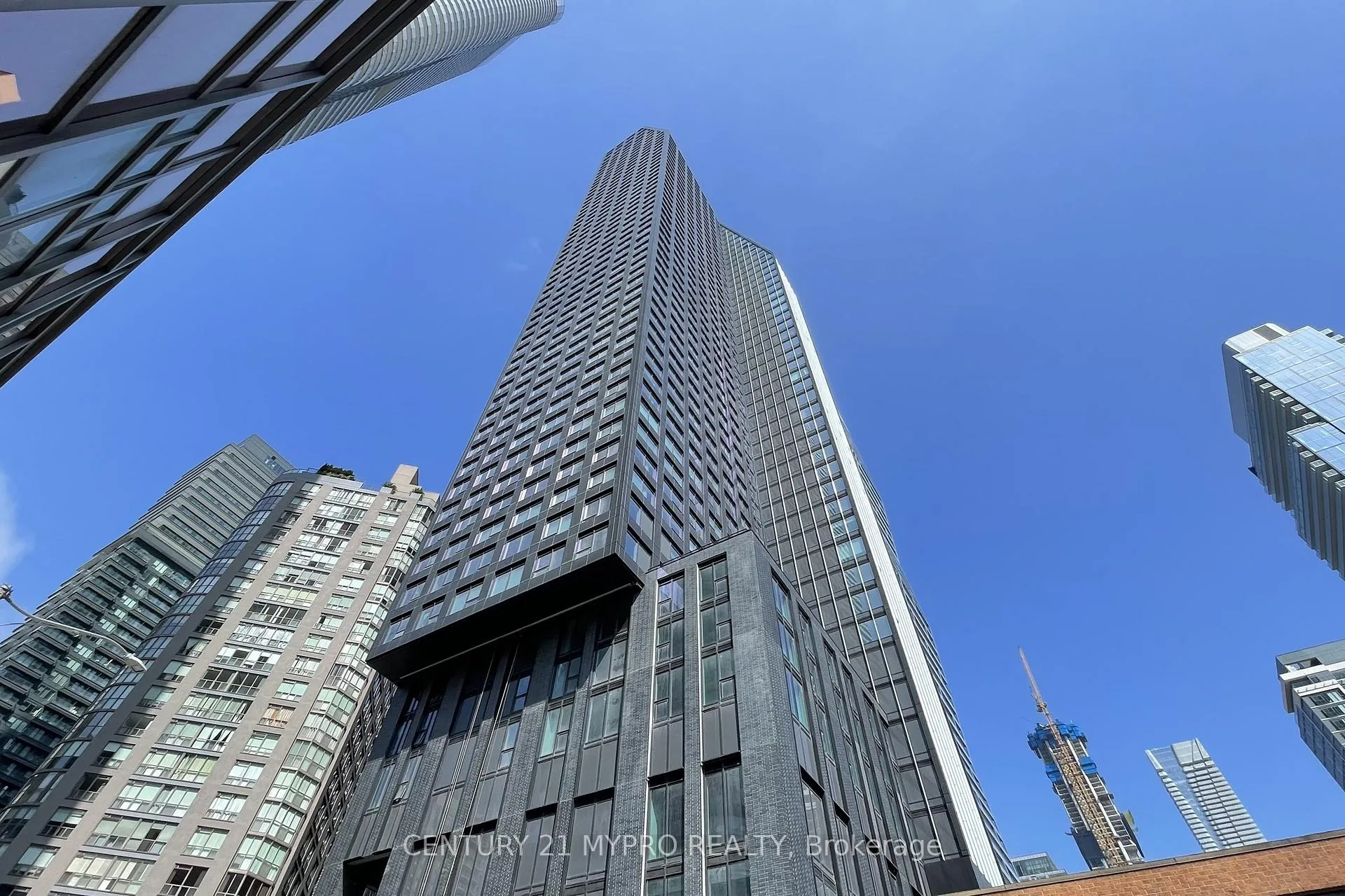 Front of Unit 3806, 8 Wellesley Street W