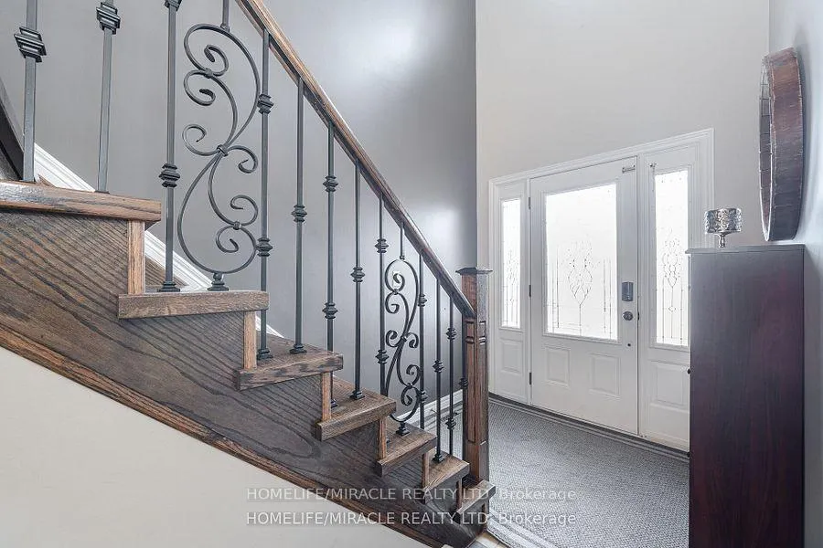 Photo 6 of 7 Eastview Gate, Brampton, Bram East — HOMEH