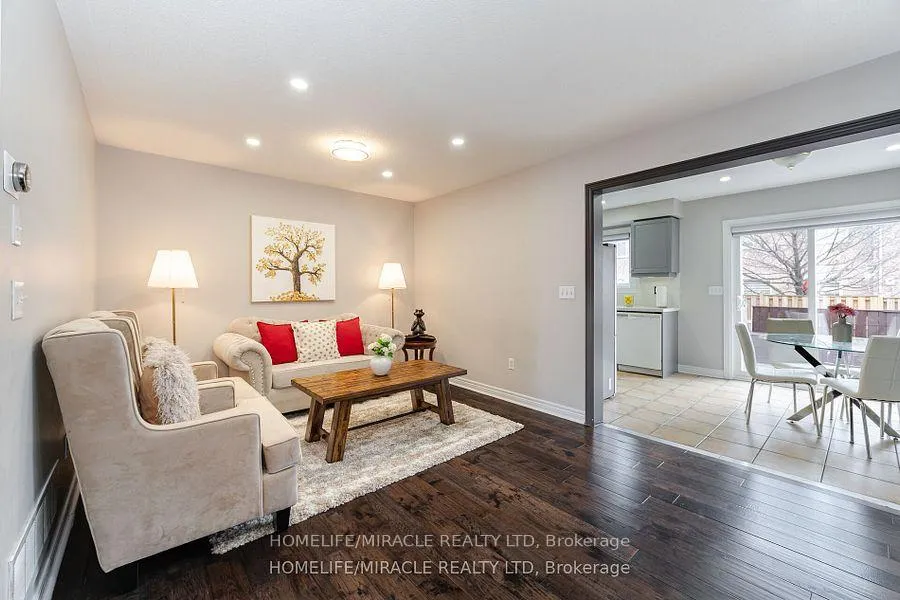 Photo 9 of 7 Eastview Gate, Brampton, Bram East — HOMEH