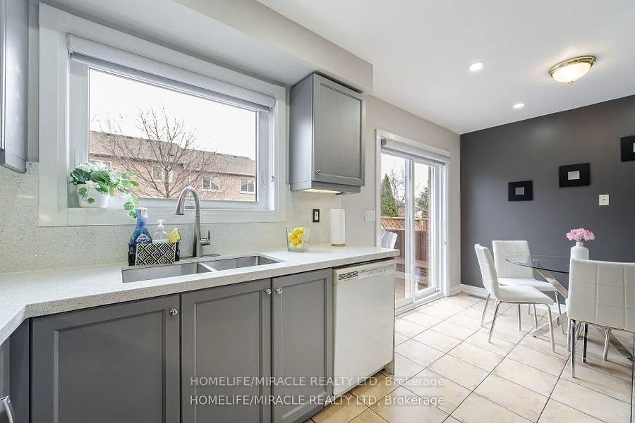 Photo 15 of 7 Eastview Gate, Brampton, Bram East — HOMEH
