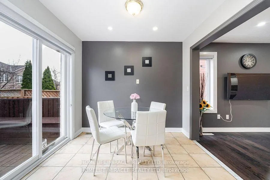 Photo 16 of 7 Eastview Gate, Brampton, Bram East — HOMEH