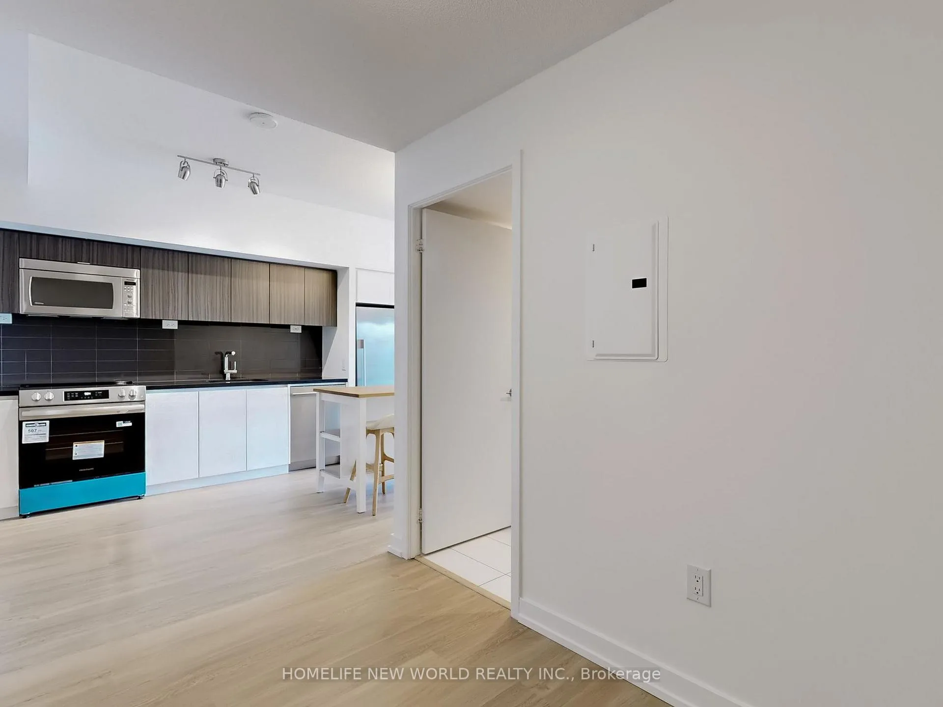 Photo 22 of Unit 603, 75 Queens Wharf Road, Toronto, Waterfront Communities — HOMEH