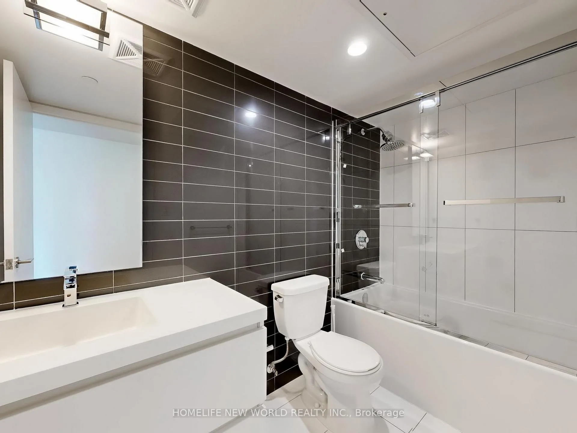 Photo 24 of Unit 603, 75 Queens Wharf Road, Toronto, Waterfront Communities — HOMEH