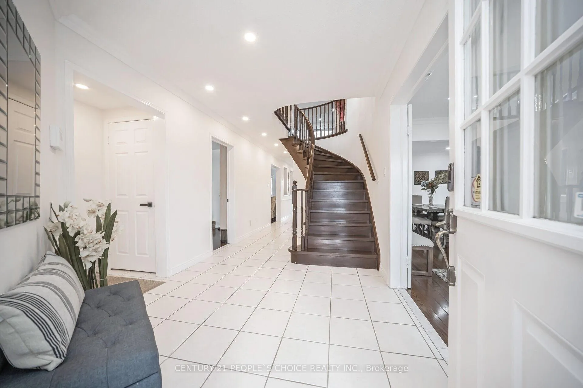 Photo 4 of 18 Blackwell Place, Brampton, Fletcher's Creek South — HOMEH