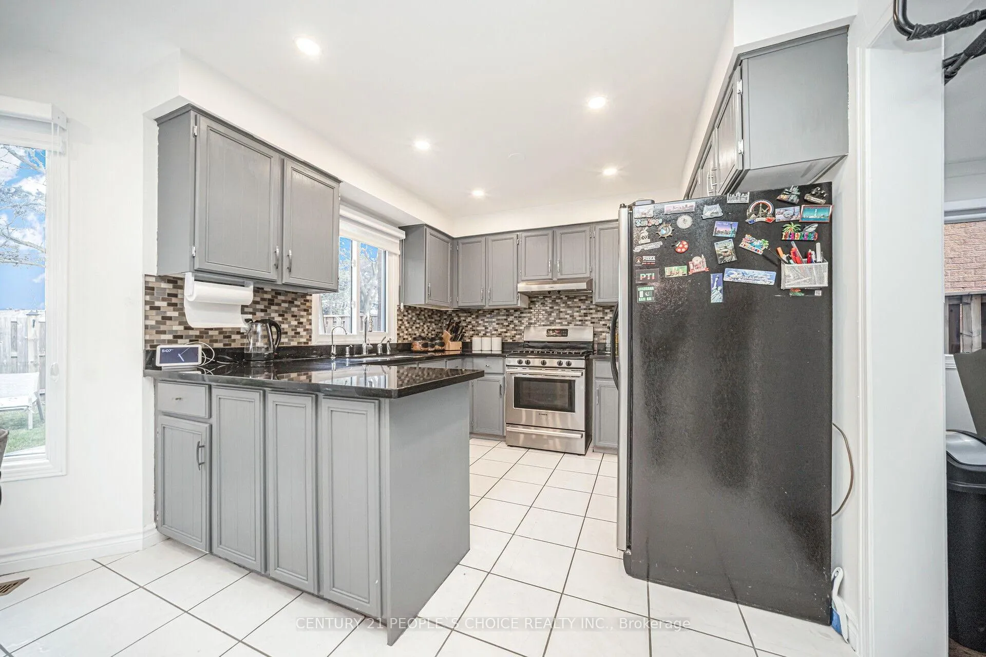 Photo 12 of 18 Blackwell Place, Brampton, Fletcher's Creek South — HOMEH