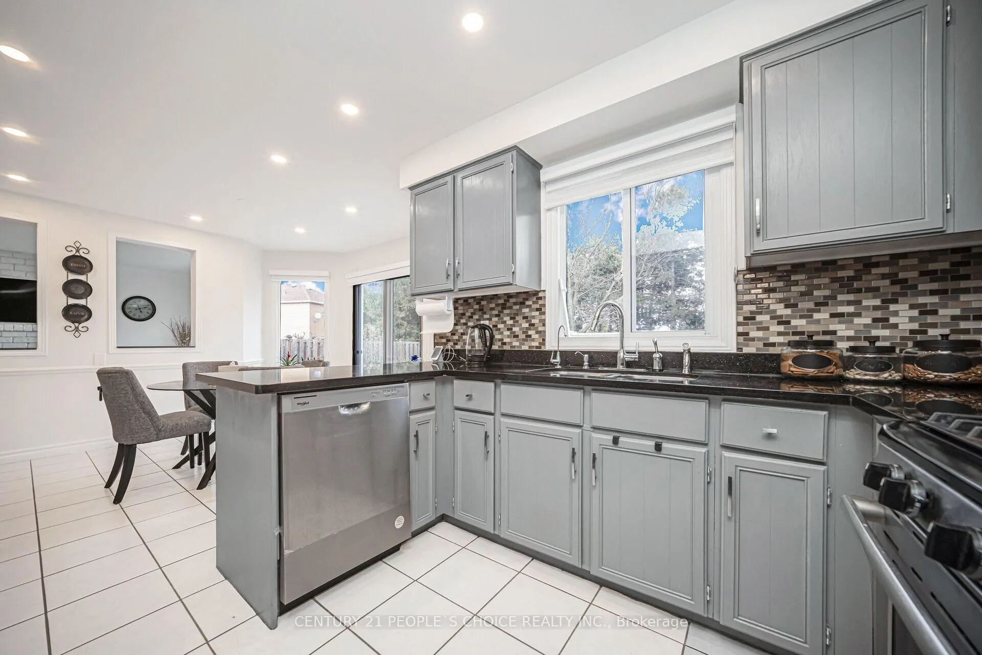 Photo 14 of 18 Blackwell Place, Brampton, Fletcher's Creek South — HOMEH