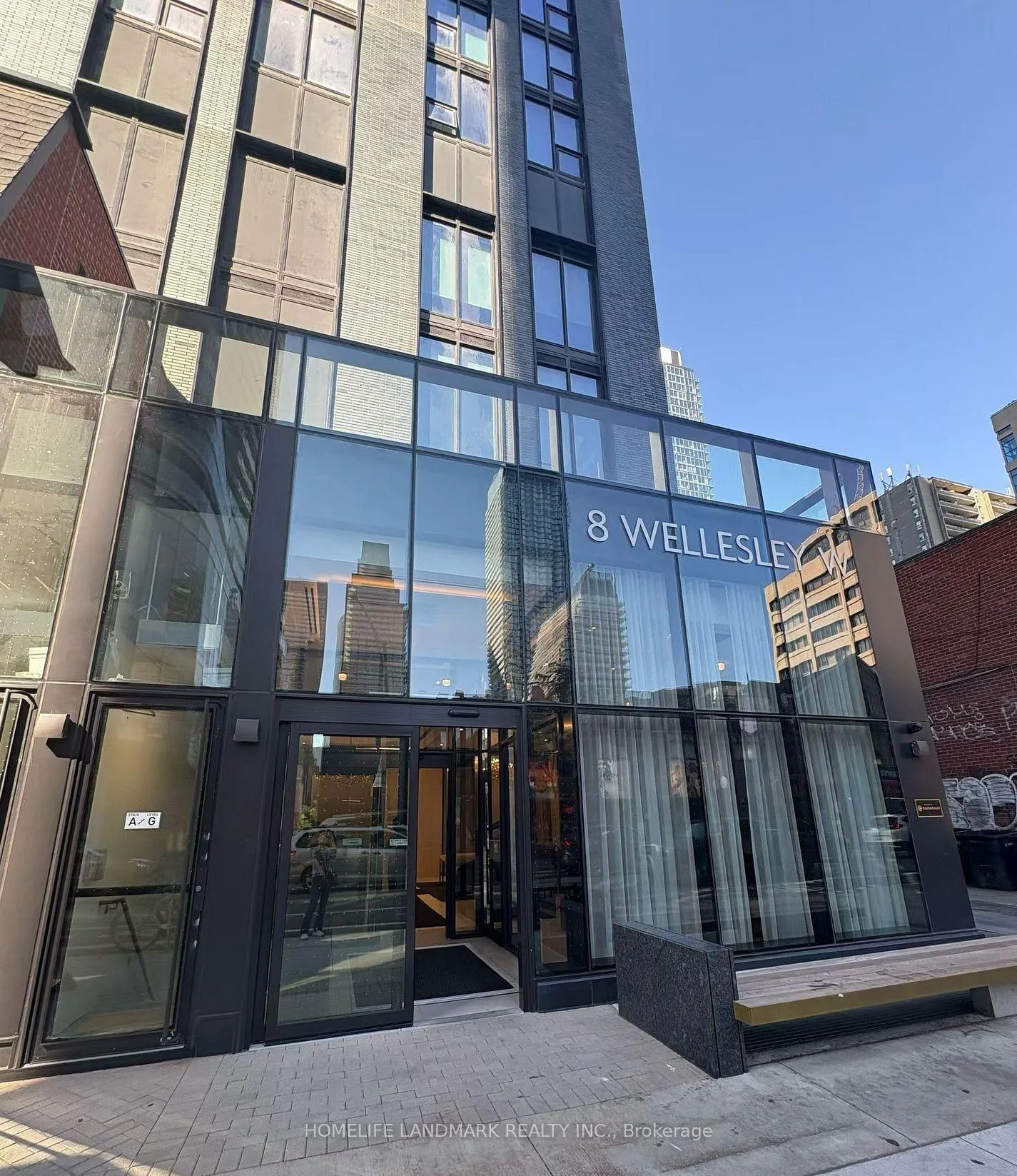 Photo 2 of Unit 4016, 8 Wellesley Street W, Toronto, Bay Street Corridor — HOMEH