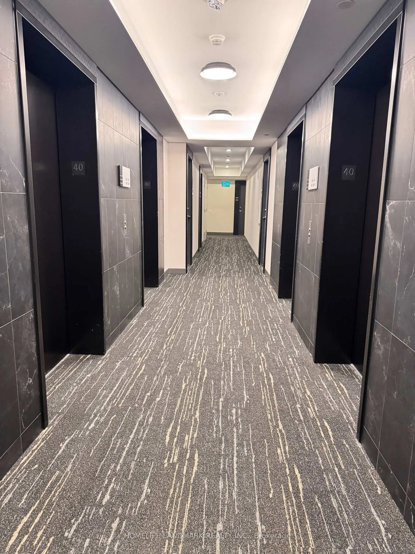 Photo 4 of Unit 4016, 8 Wellesley Street W, Toronto, Bay Street Corridor — HOMEH
