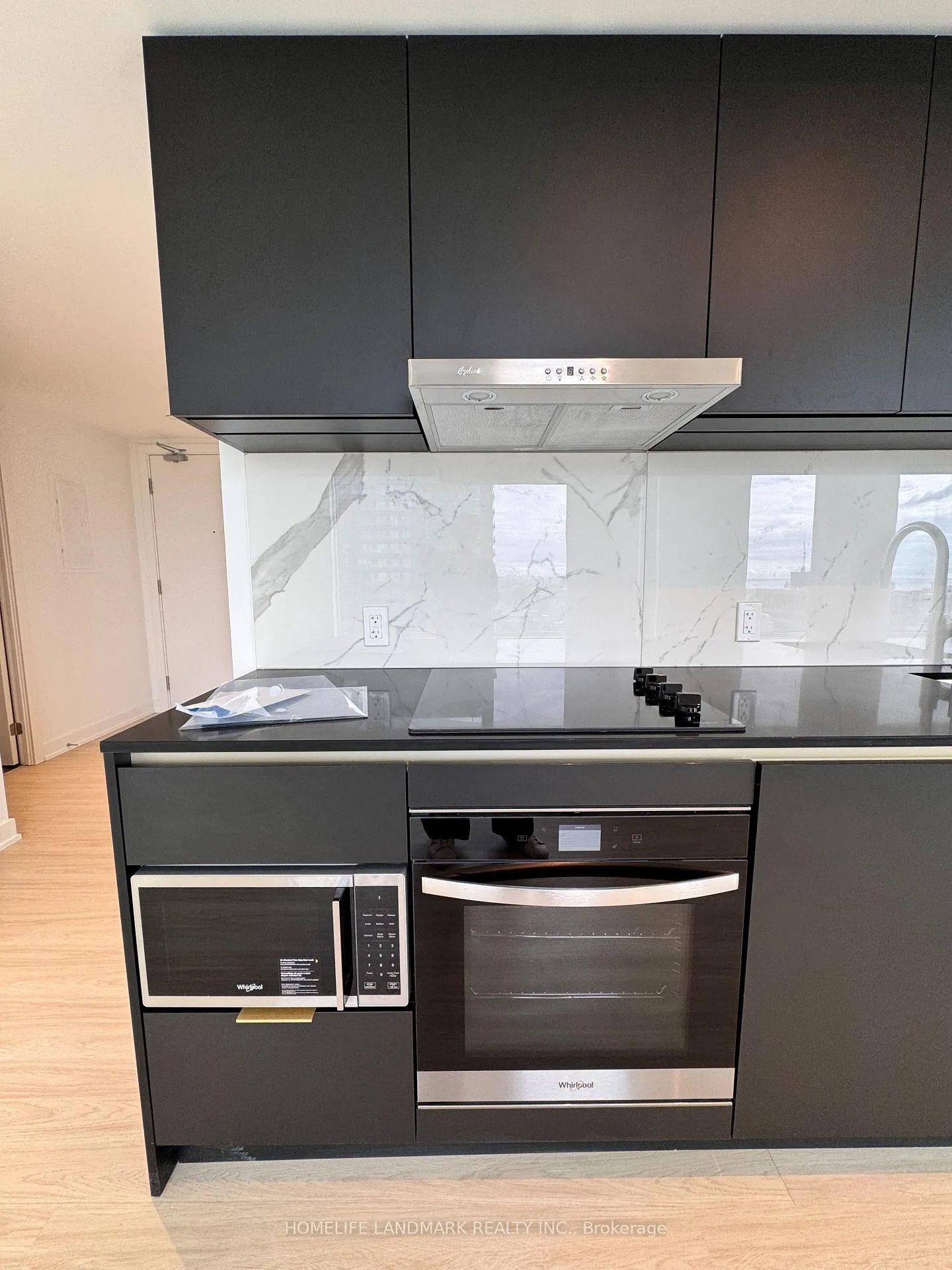 Photo 14 of Unit 4016, 8 Wellesley Street W, Toronto, Bay Street Corridor — HOMEH